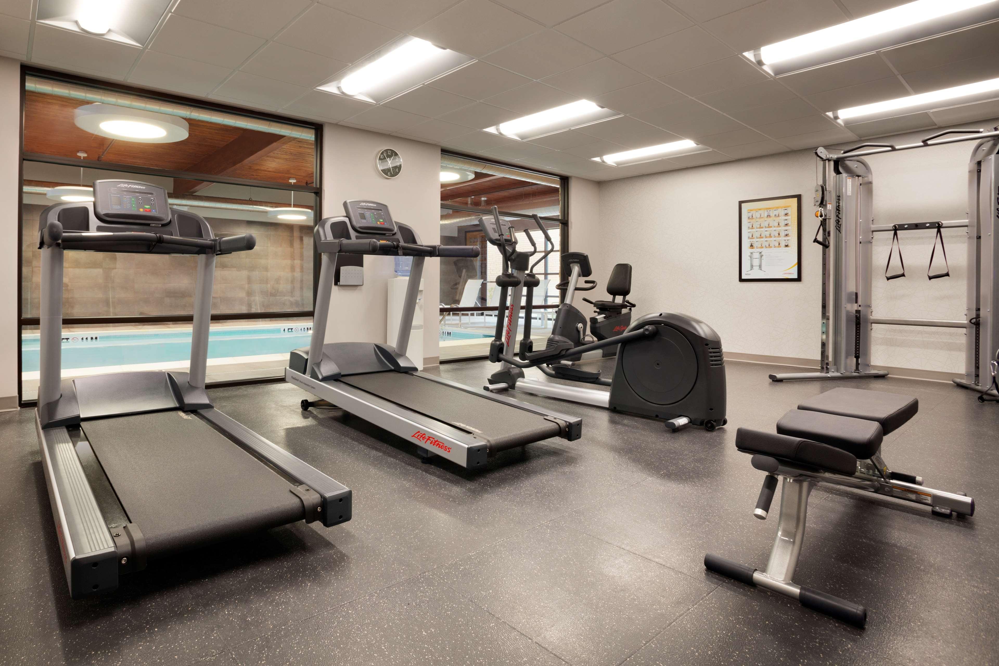 Country Inn & Suites By Radisson Asheville River Arts District المظهر الخارجي الصورة